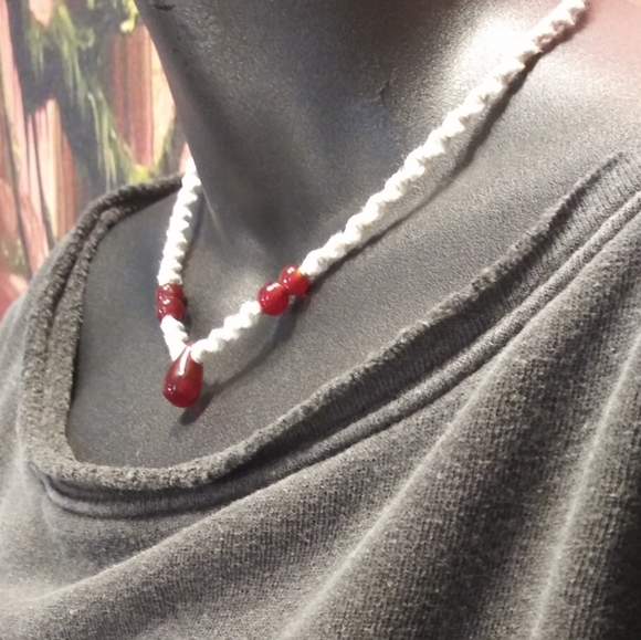 Twisted Teardrop Hemp Necklace - Picture 7 of 7